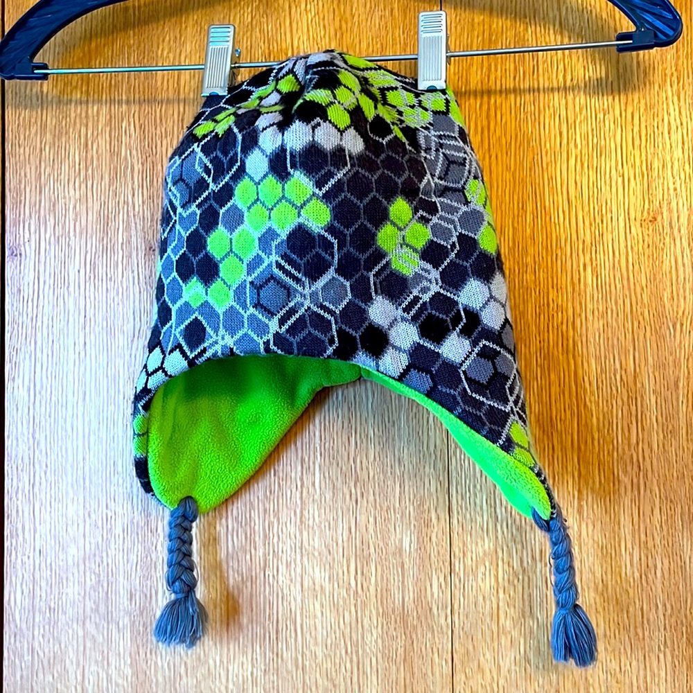 Thinsulate warm fleece lined gray green Winter Hat Black Gray Green Ear Flaps
